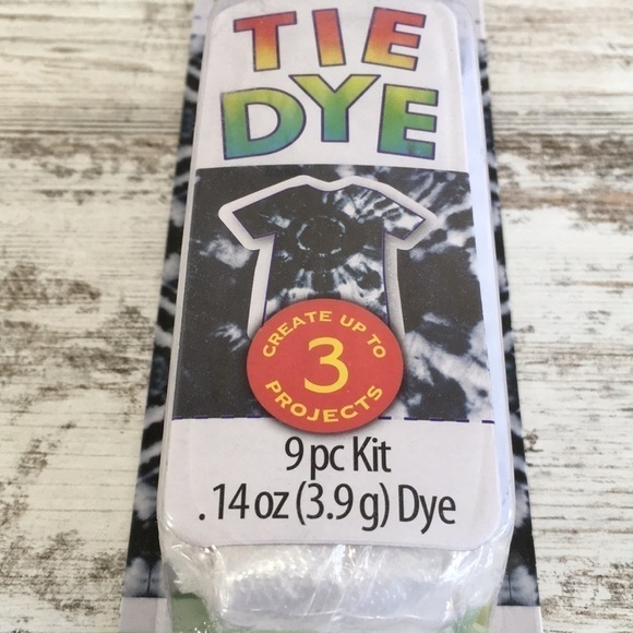 TIE Dye Kit Black 9 piece - Picture 2 of 5